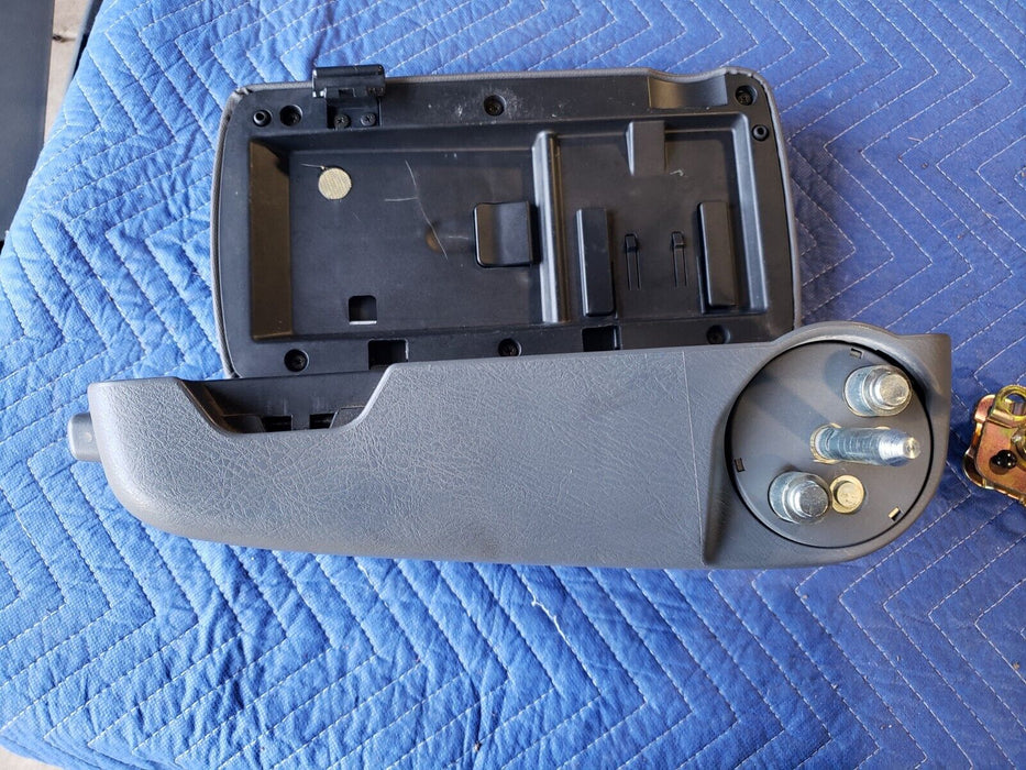 2003-2006 Honda Element OEM Driver Sear Armrests Console + Stock Hardware #964CN