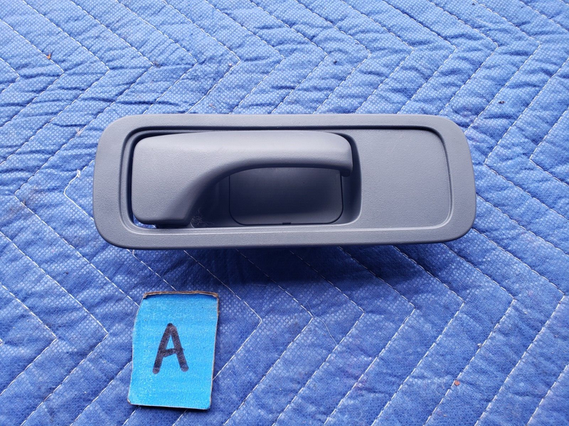 2003-2006 Honda Element R Passenger Rear Interior Door Handle Lever #1012CN