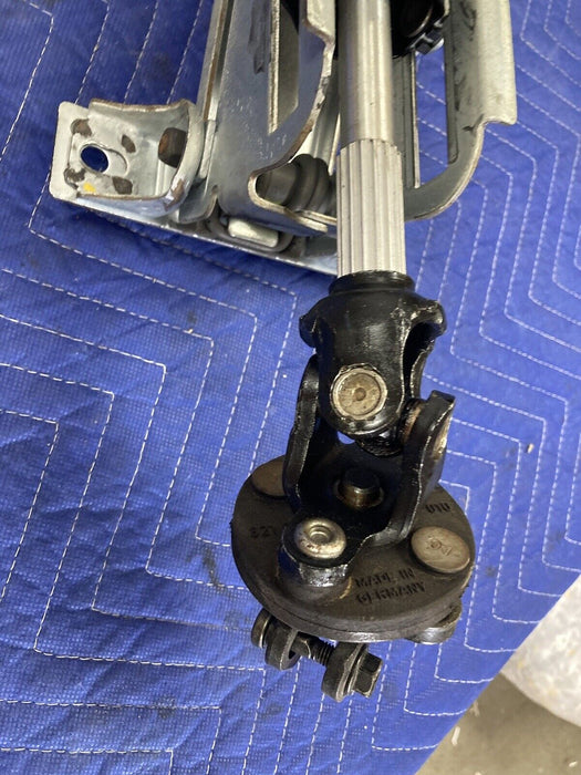 20042007 Volvo S60R V70R Steering Column Ignition w/ Key 8626324 OEM