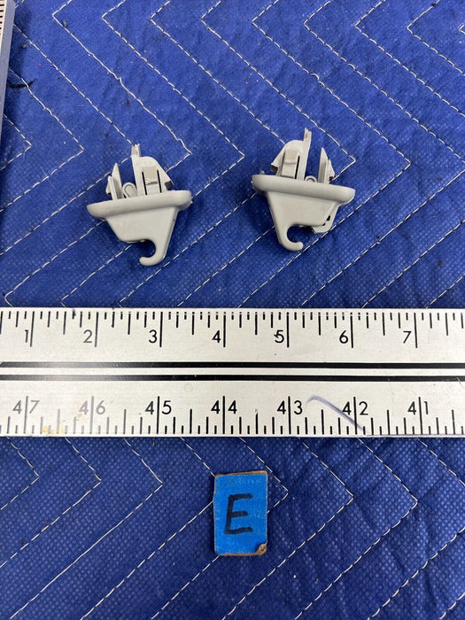 2005 2006 2007 Volvo S60R S60 V70R Interior Sun Visor Clip Hooks Pair OEM#1214EM