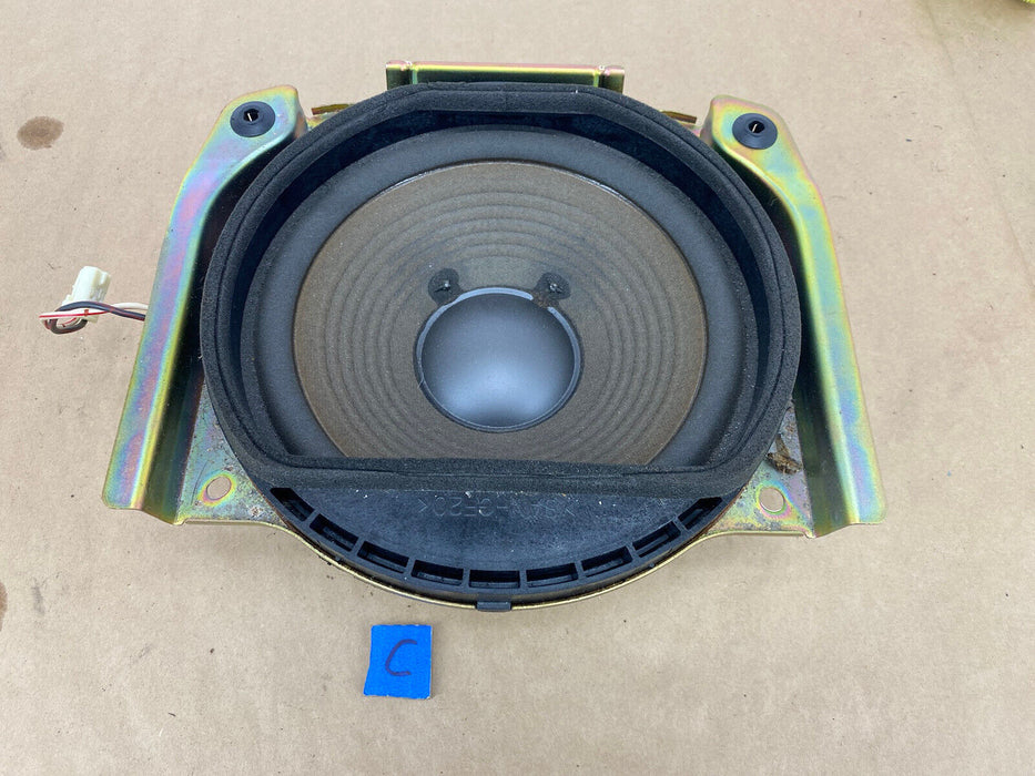 1997-2001 Lexus Toyota ES300 Factory OEM Pioneer Subwoofer 86160-33500 #2411E