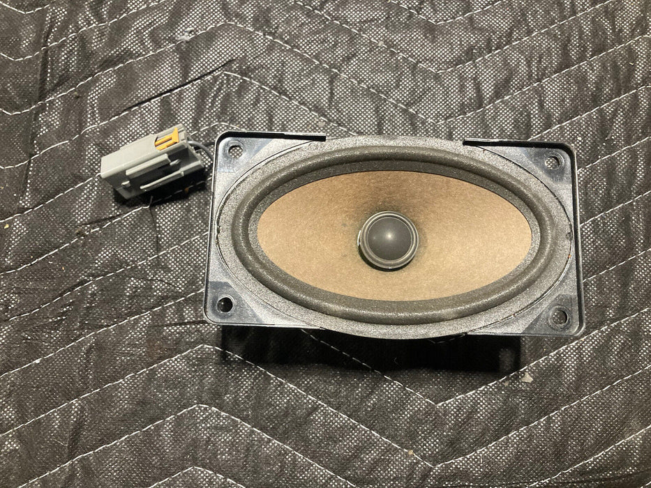 2005-2007 Volvo S60R S60 V70 R Dash Speaker Center 9472340 Stereo OEM #1440M