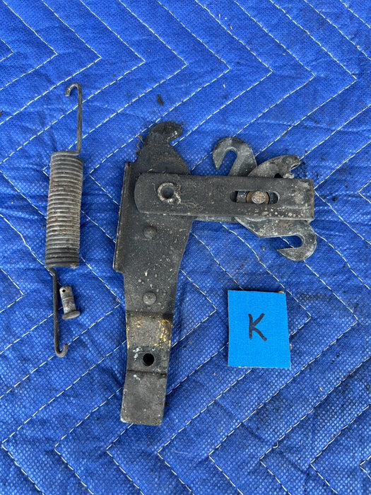 1979-1985 Mercedes 300SD W126 Sedan Parking Emergency Brake Assembly OEM #434EM