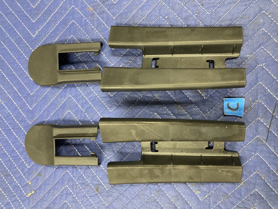 1998-2005 Land Rover Freelander Drivers Side Seat Track Cover Ends Cap #2999M