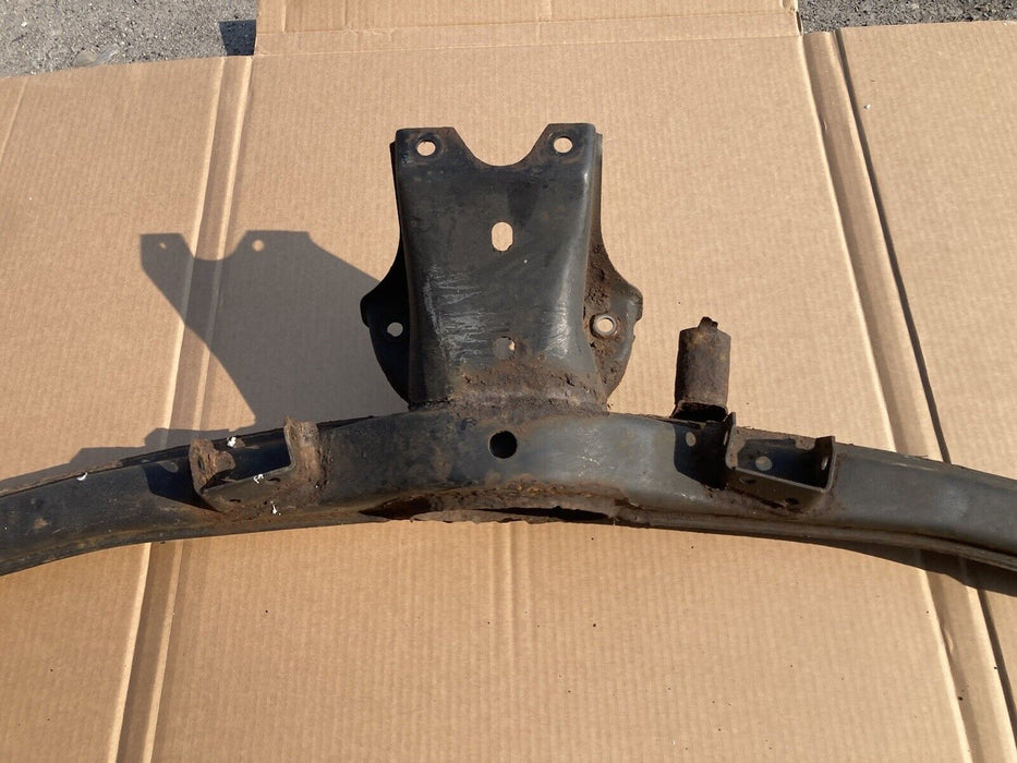 1982-1994 BMW E30 318i 325i Rear Axle Cross Member Carrier Housing OEM #2109M