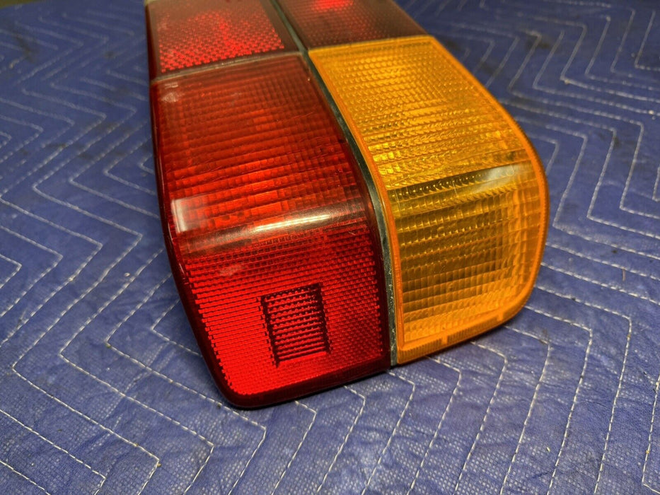 1979-1984 Volvo 240 242 244 Sedan 5 Panel Tail Light Right Rear Lamp OEM #3294E