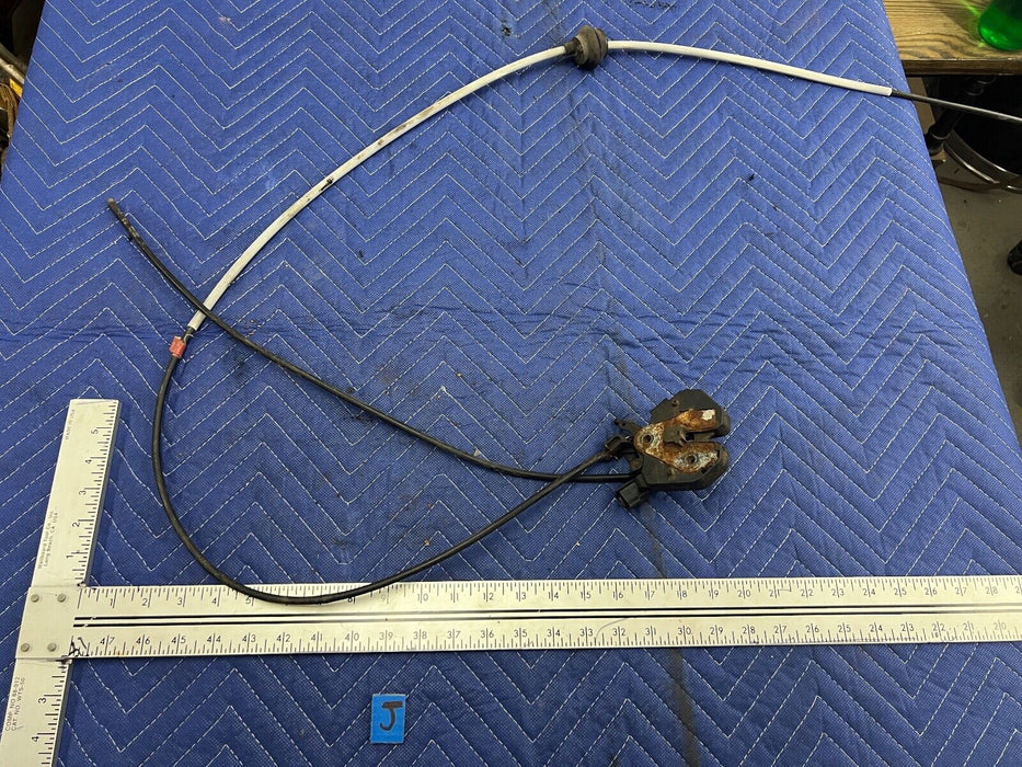 2005-2007 Volvo S60R V70R Hood Bonnet Latch & Cable Assembly 9483765 OEM #1158EM