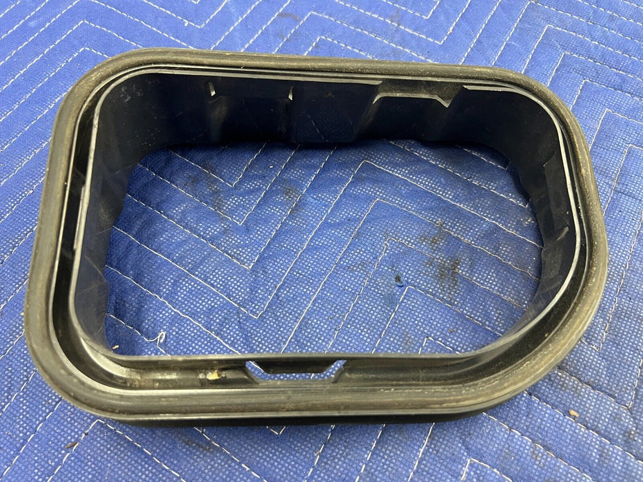 2005-2007 Volvo S60R V70R Dash Cowl Cabin Fresh Air Duct 30643490 OEM #1060EM