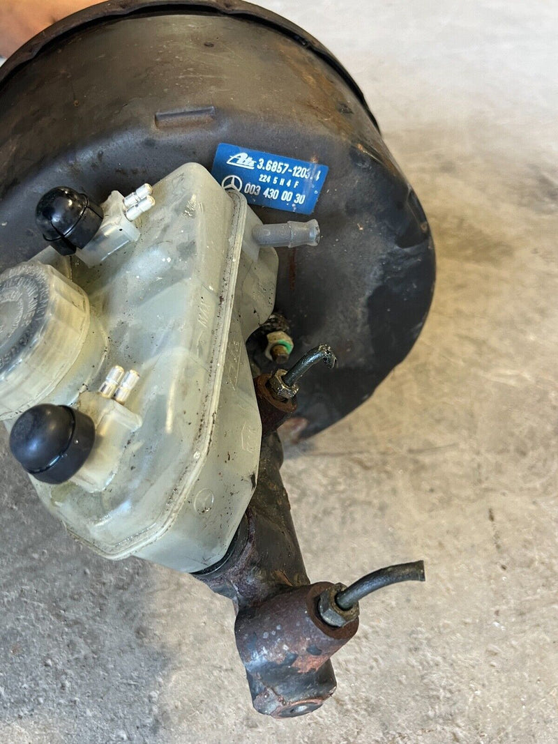 1979-1985 Mercedes 300SD W126 Master Cylinder & Brake Booster Assembly OEM#423EM