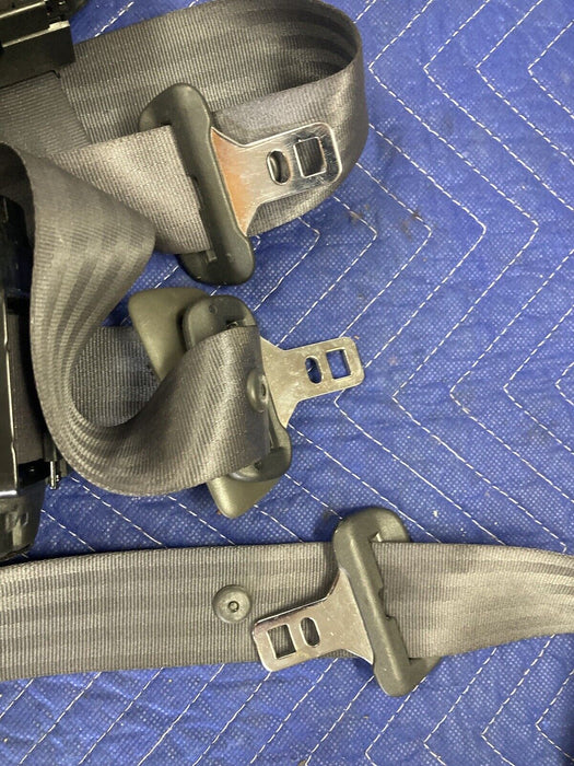 2004 2006 2007 Volvo S60R S60 Rear Seat Belt Retractors 3 Seatbelt OEM #2767M