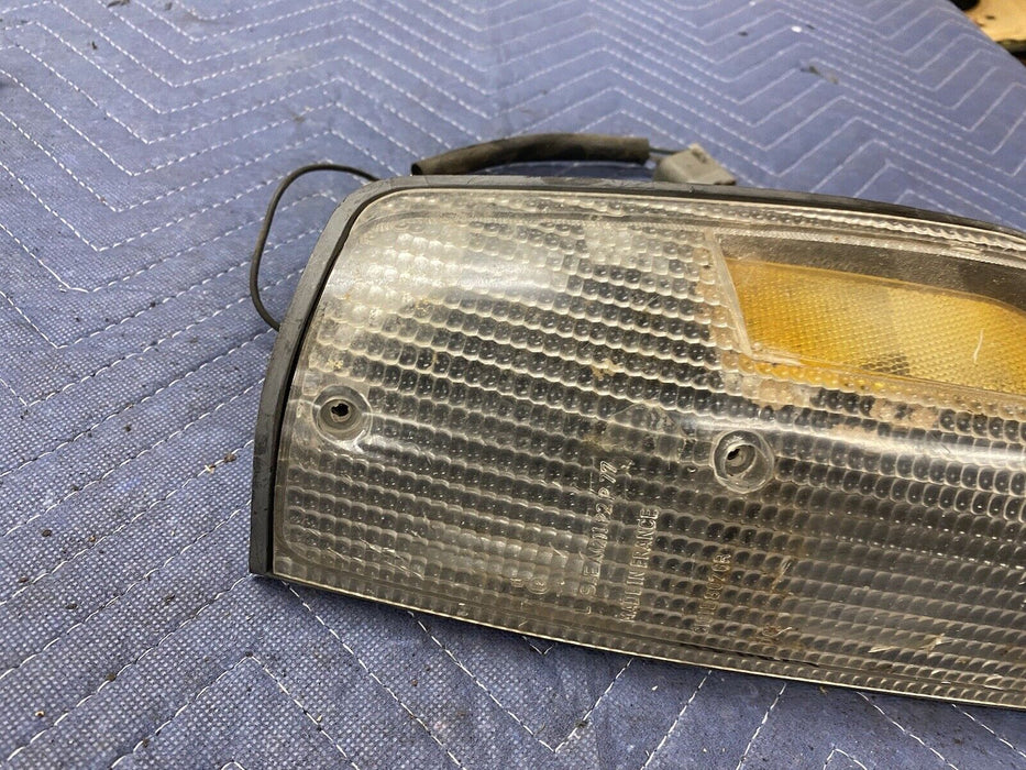 1975-1985 Volvo 240 242 244 245 Left Driver Side Front Turn Signal OEM #2144E