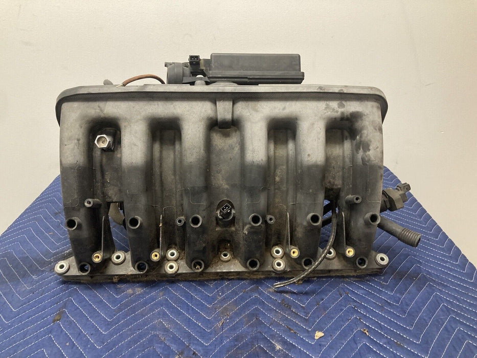 1997-2003 BMW E39 525i 528i 530i Intake Manifold 2.8L 6cyl Engine IOEM #545M