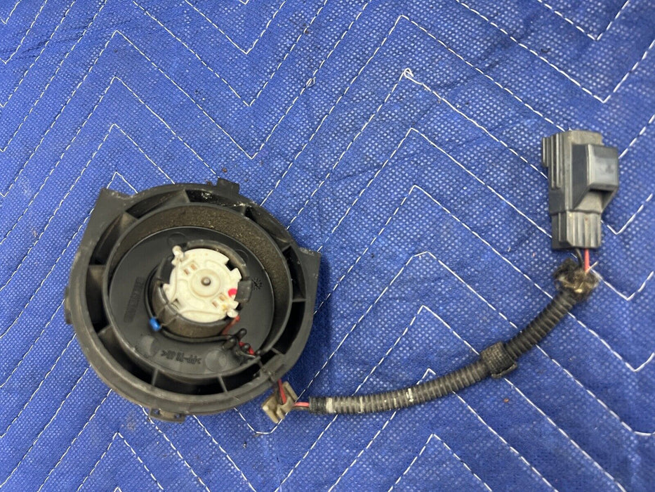 2005-2007 Volvo S60R V70R Fuse Box ECU Blower Cooling Fan 8666595 OEM #1151EM