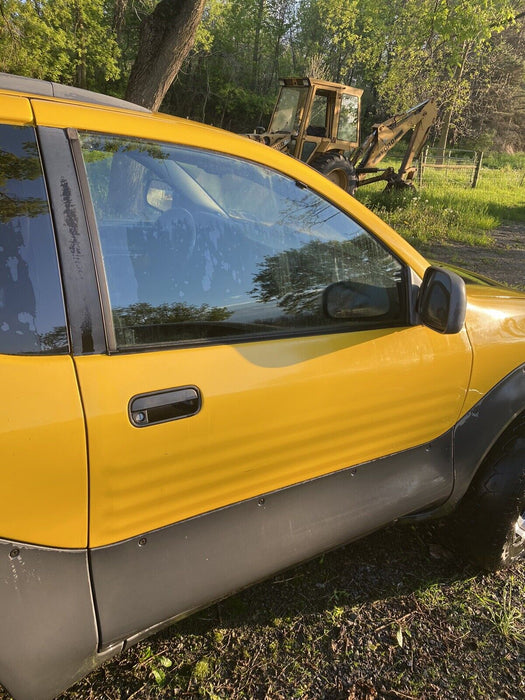 99-01 OEM Right Front Pass Side Door Assembly Yellow RH ISUZU VEHICROSS #627E