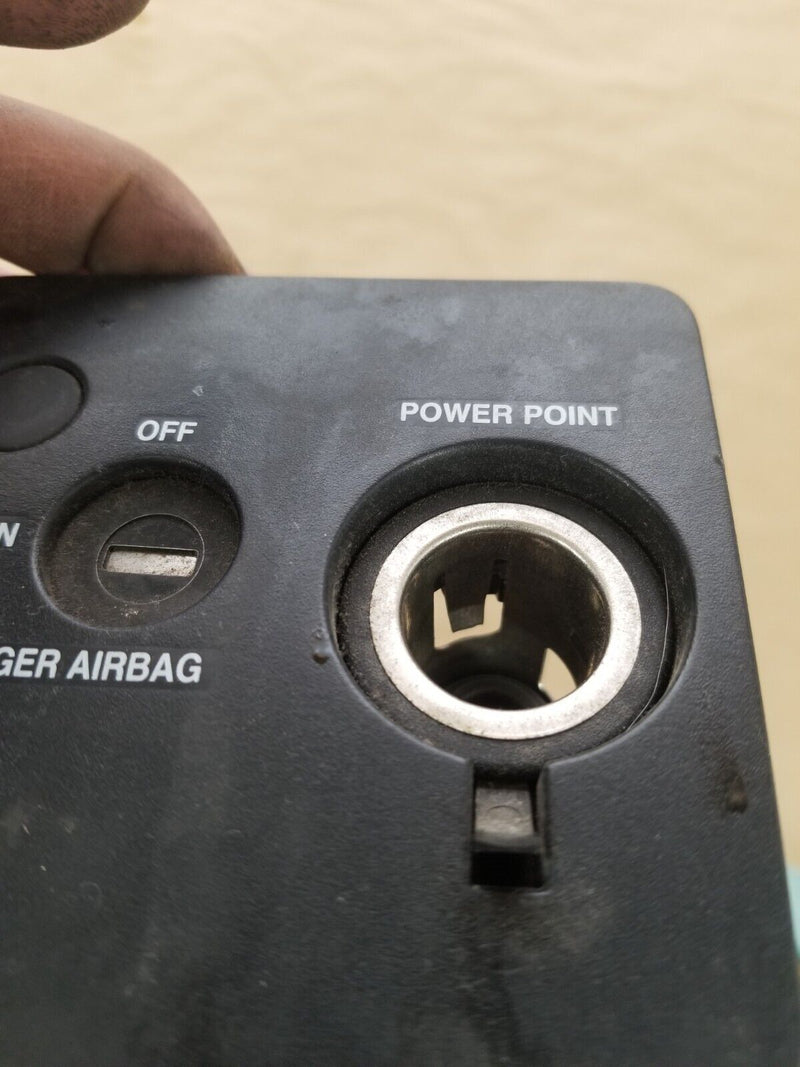 2005-2007 FORD F-350 F350 OEM AUXILLARY POWER CIGARETTE LIGHTER POWER  #642E