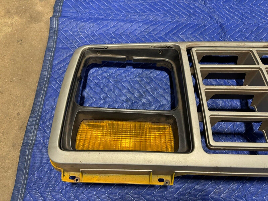 1983-1991 Ford Econoline Van Grille Chrome Complete & Turn Signals OEM #3174E