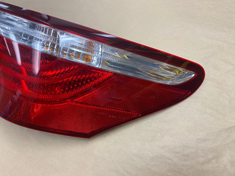 2007-2009 Lexus LS460 LS460L Rear Right Passenger Outer Tail Light Deck #2094EJ