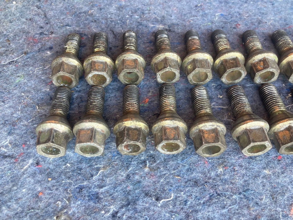 1986-1994 BMW 7 Series E32 Wheel Lugs Set Of 20 Nuts Studs Genuine￼ OEM #1169M