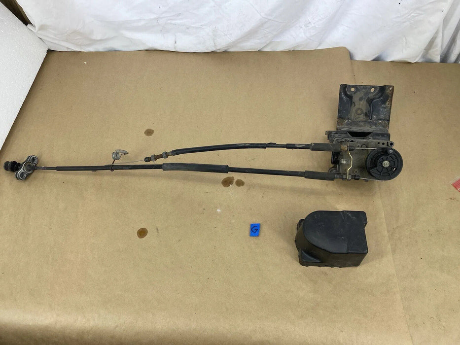 1997-2001 Lexus ES300 Cruise Control Actuator & Throttle Assembly OEM #2389E