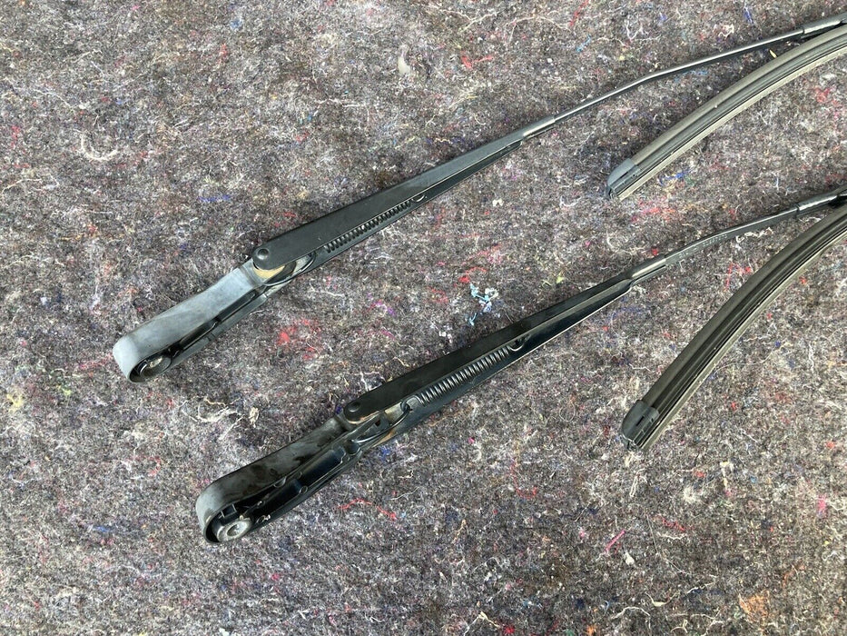 2005-2007 Volvo S60R S60 V70R Windshield Wiper Arms Pair 30697573 #1247M