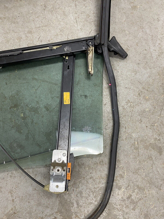 02-08 Audi A4 B6 Passenger Front Upper Door Frame & Window Tracking OEM #1532E