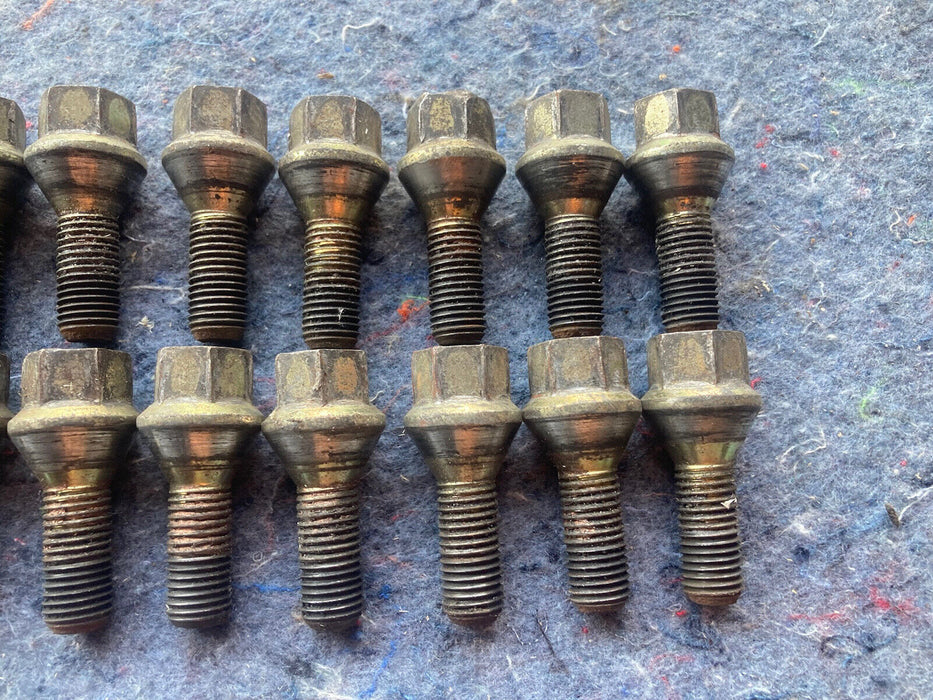 1986-1994 BMW 7 Series E32 Wheel Lugs Set Of 20 Nuts Studs Genuine￼ OEM #1169M