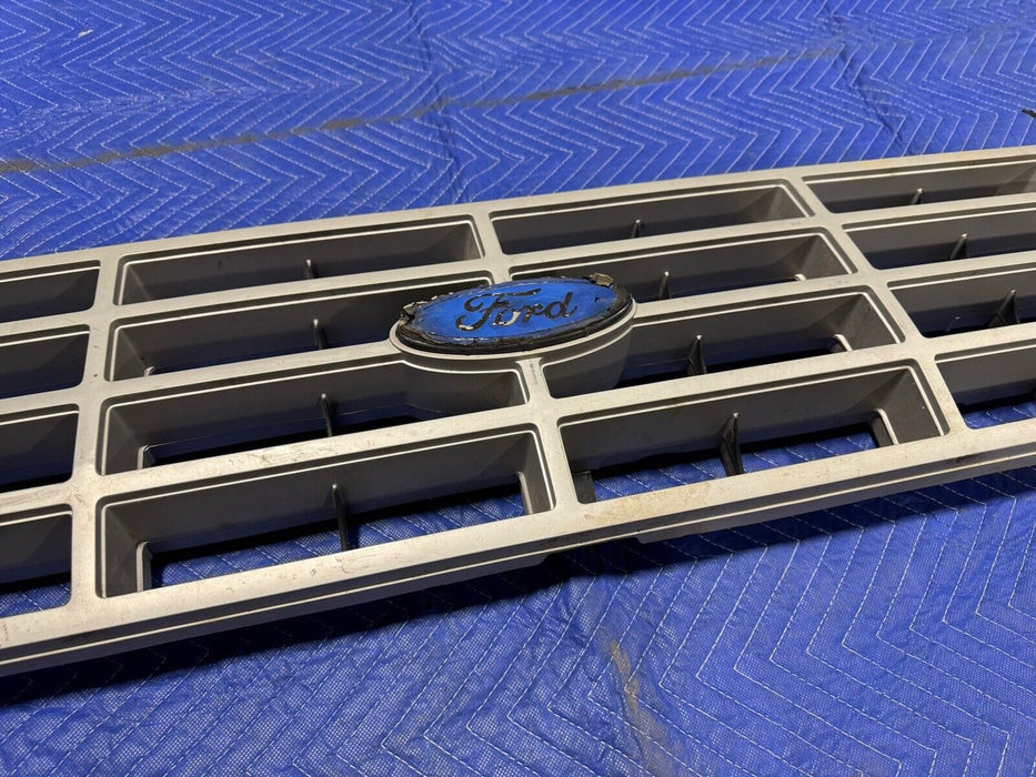 1983-1991 Ford Truck F100 F150 F250 F350 & Bronco Grille Assembly OEM #3175E