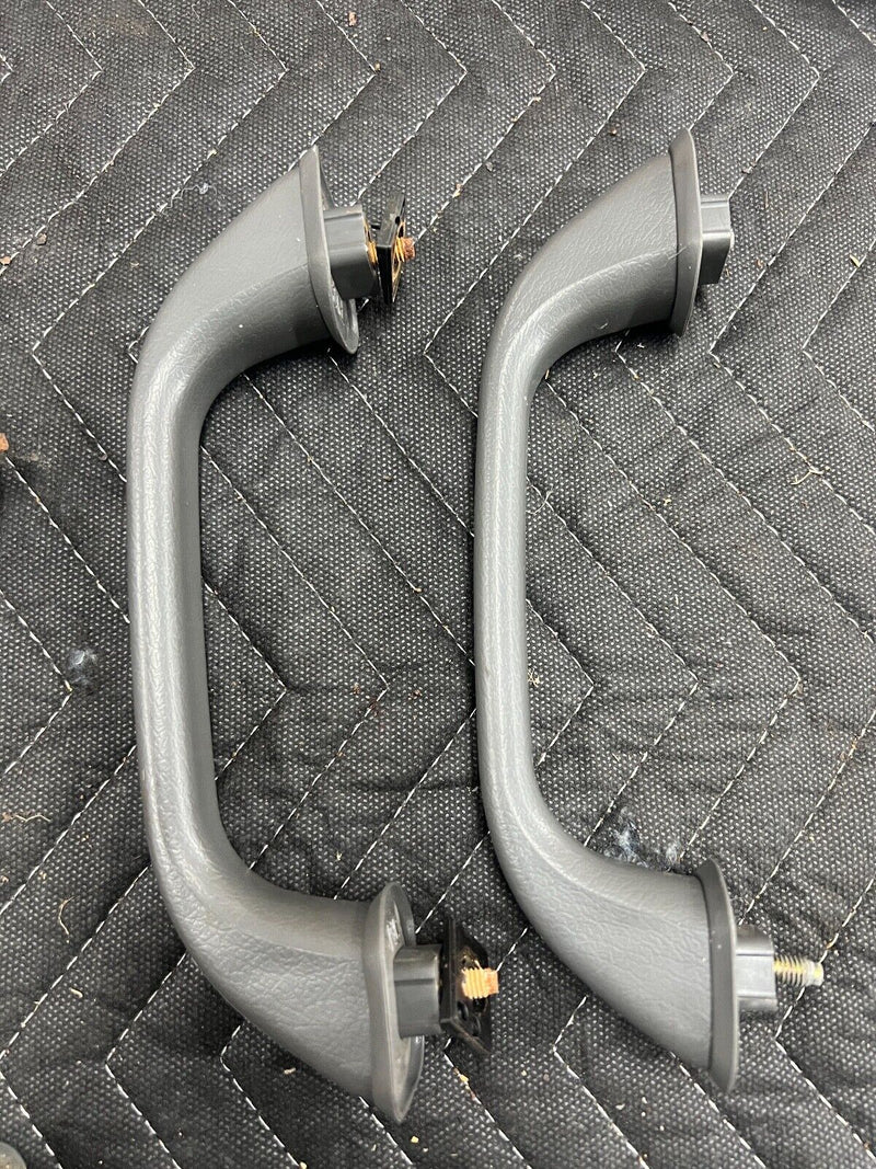 1998-2002 Isuzu Trooper Gray LH & RH Set of Overhead Grab Handles OEM #874EM