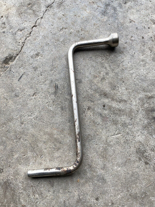 BMW E36 E46 E39 E83 328 Z3 Z8 M3 M5 X5 HEYCO 17mm Lug Wrench Tire Iron OEM #567E