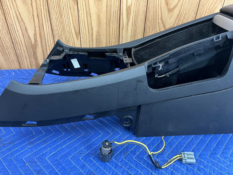 2005-2007 Volvo S60R V70R Center Console Arm Rest Cup Holder 30643625 OEM#1321EM