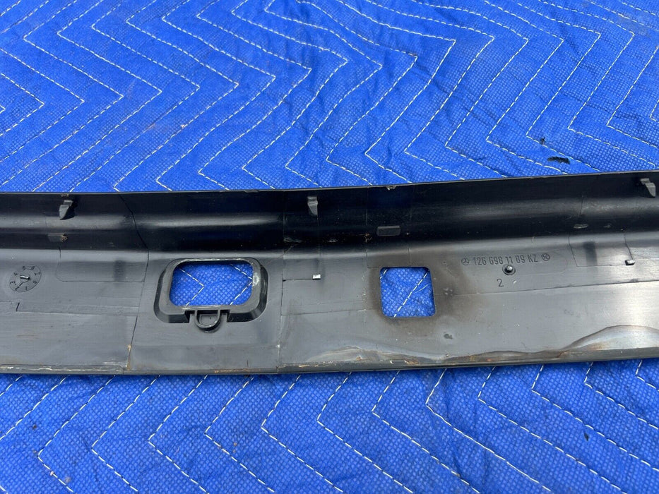 1979-1985 Mercedes 300SD W126 Sedan Trunk Sill Cover Trim 1266981189 OEM #310EM