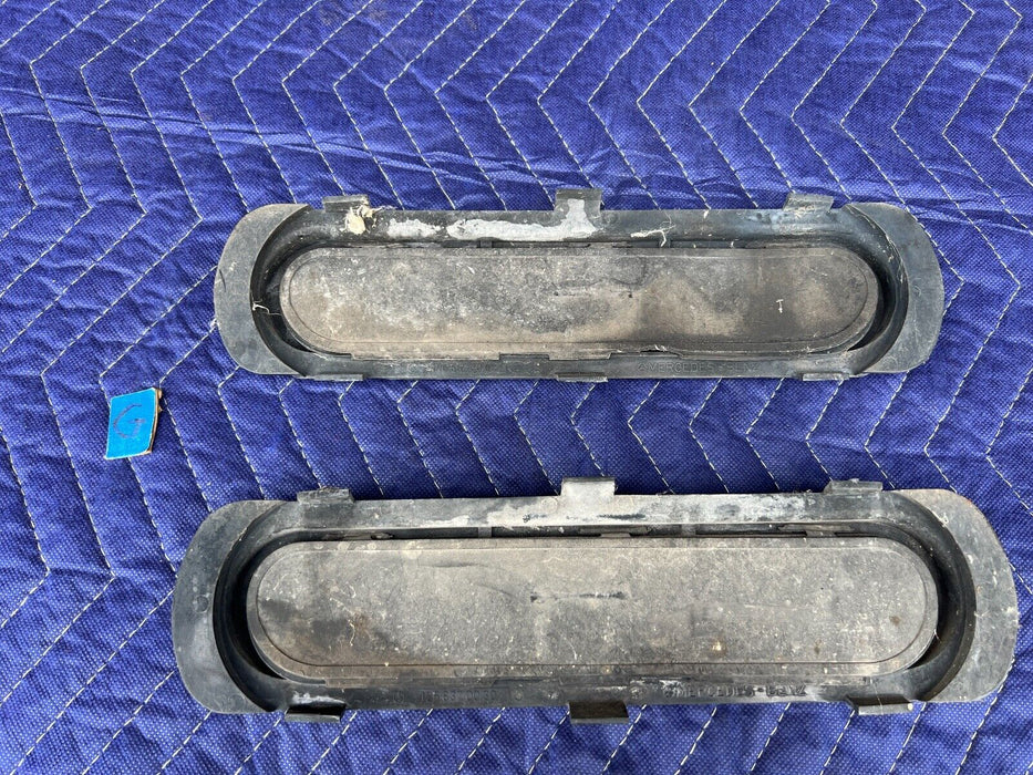 1979-1985 Mercedes 300SD W126 Pair Trunk Ventilation Vents 1268370030 OEM #346EM