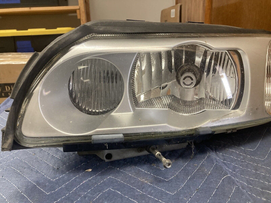 2005-2007 Volvo S60R S60 V70 R Headlight Left LH Assembly 30678580 OEM #1478M