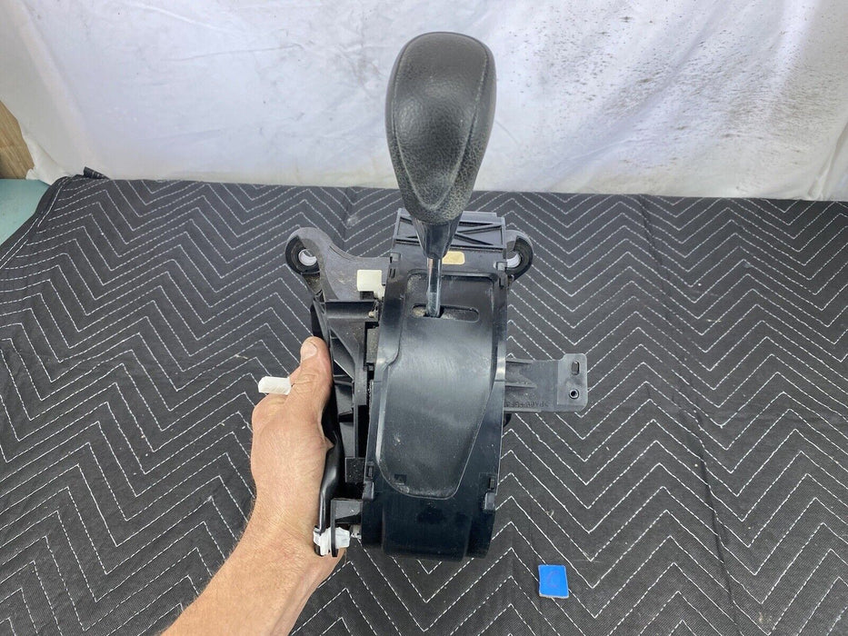 09-10 Pontiac Vibe 09-13 Toyota Matrix Shifter Assembly Automatic OEM #3115E