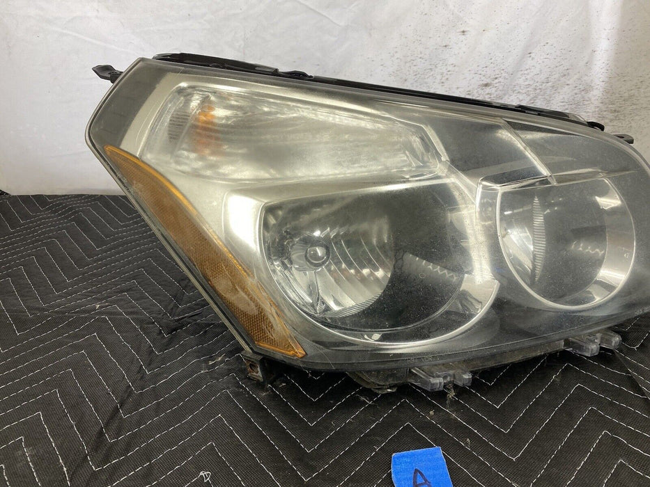 2009-2010 Pontiac Vibe Passenger Side Right RH Headlight Assembly Light #3151E