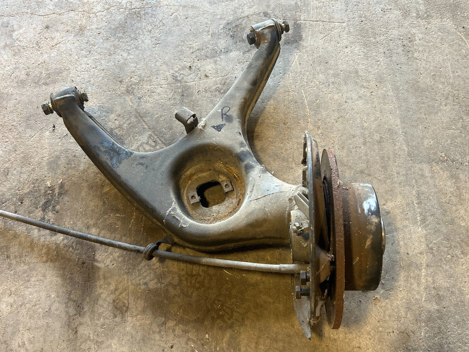 1979-1985 Mercedes 300SD W126 Right Rear Lateral Arm Hub Assembly OEM #389EM