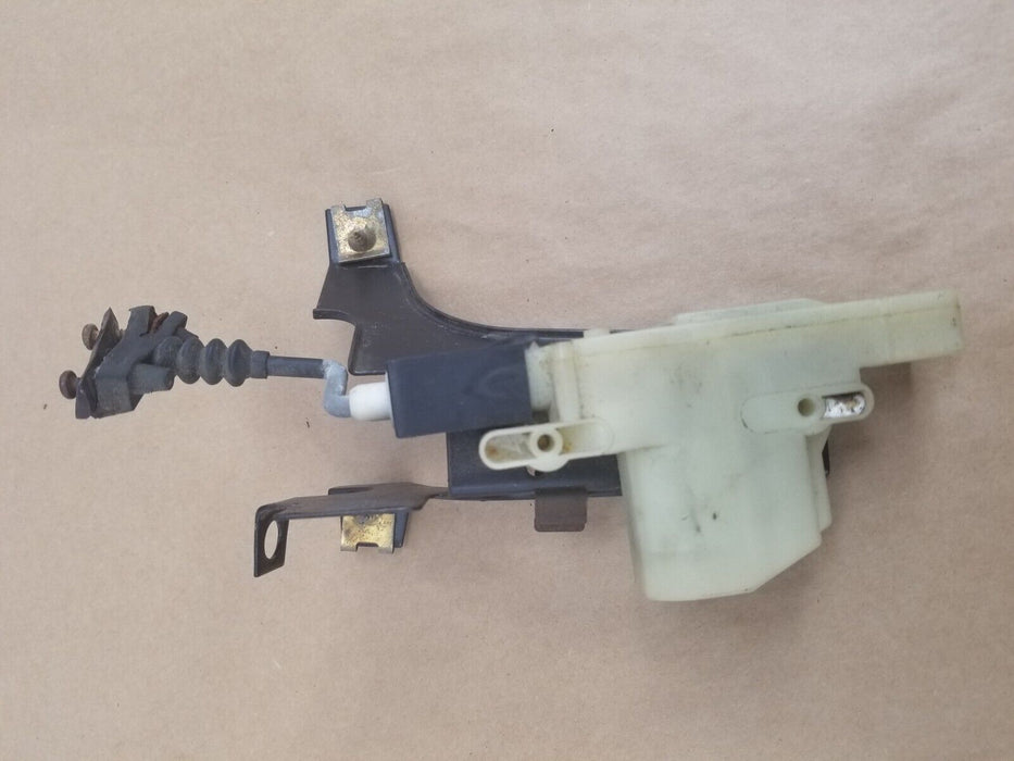 1984-93 BMW E30 318i 325i FUEL FILLER LOCK ACTUATOR BRACKET DOOR OEM #496CN