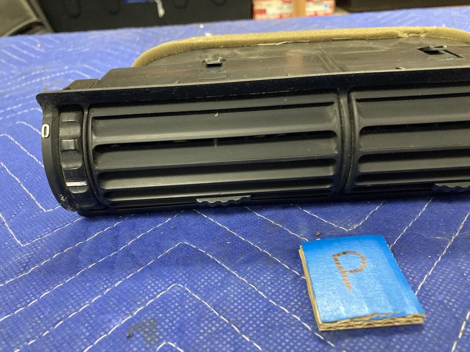 1984-1991 BMW 318i 325i E30 Dash Air Vent Center HVAC AC Heat 1381147 OEM #2650M