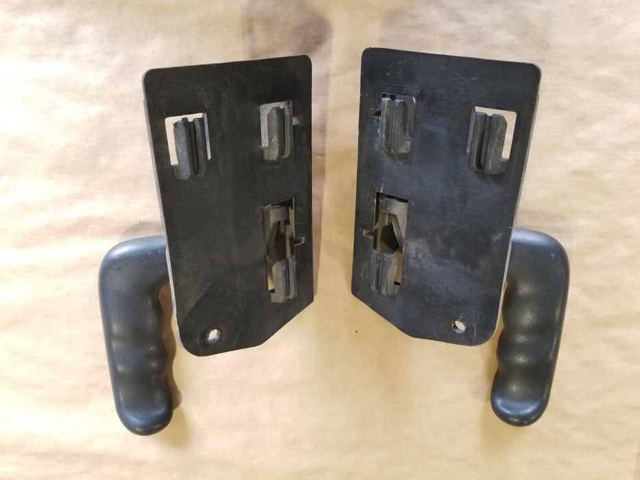 1999-2007 CHEVY 1500 SILVERADO SIERRA OEM L R INTERIOR DOOR HANDLE PAIR #815CN