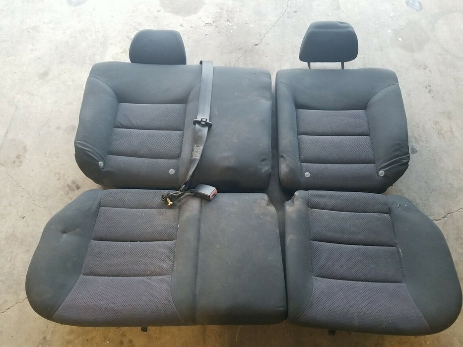 2001-2005 VW Jetta Engine 2.0L 01-05 manual REAR SEAT SET FACTORY STOCK #121CN