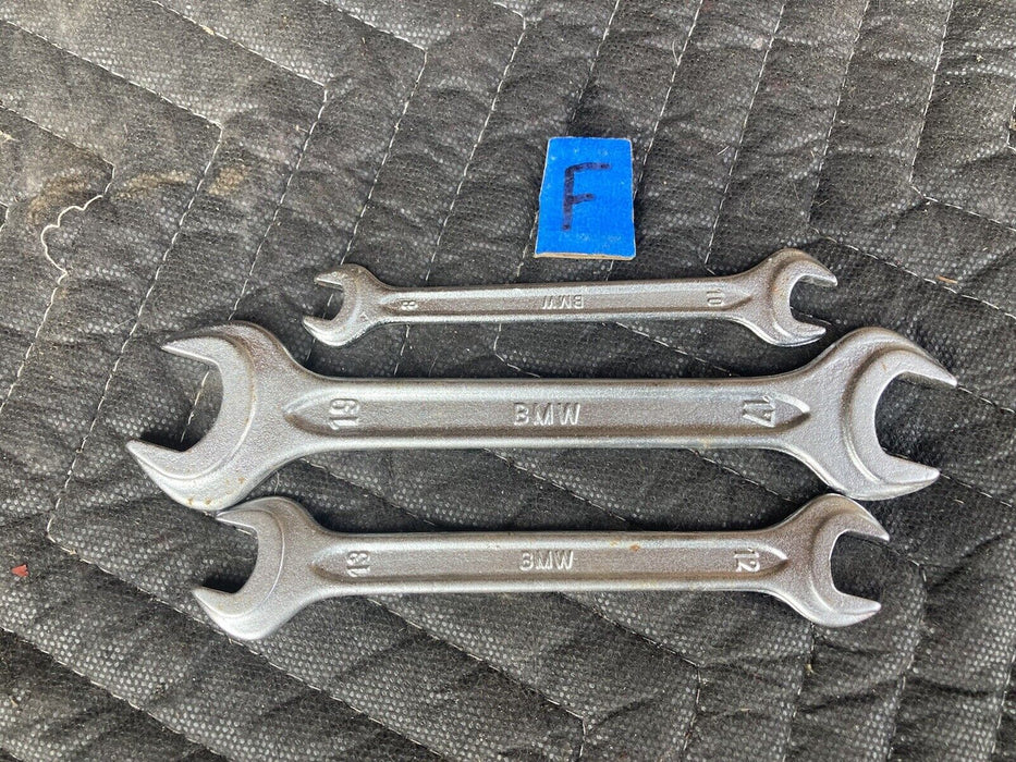 1982-1994 BMW E30 318i 325i E32 Tools Tool Emergency Kit Wrench Set OEM #2179M