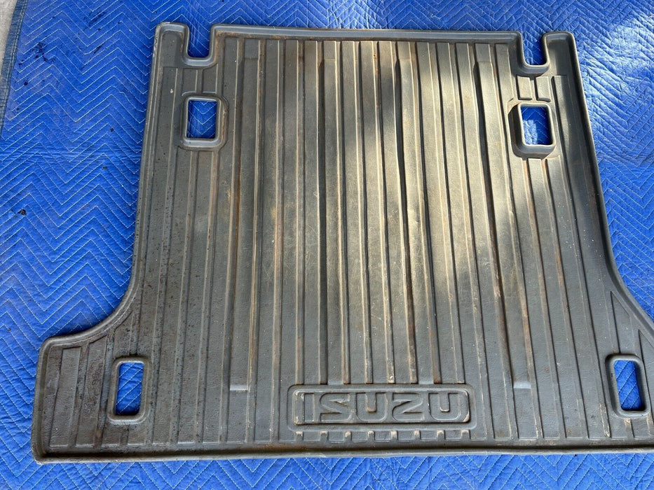 1998-2002 Isuzu Trooper Rear Cargo Liner Trunk Floor Rubber Cover Mat OEM #930EM