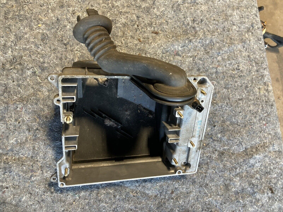 1986-1994 BMW 7 Series E32 ECU Control Air Box Holder 1748194 OEM #1138M