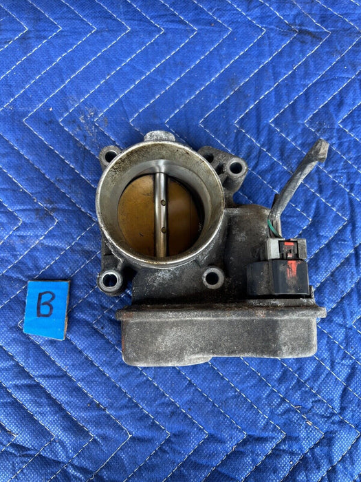 2002-2007 Saturn Vue Throttle Body for 2.2L 4 Cylinder Ecotec OEM #610EM