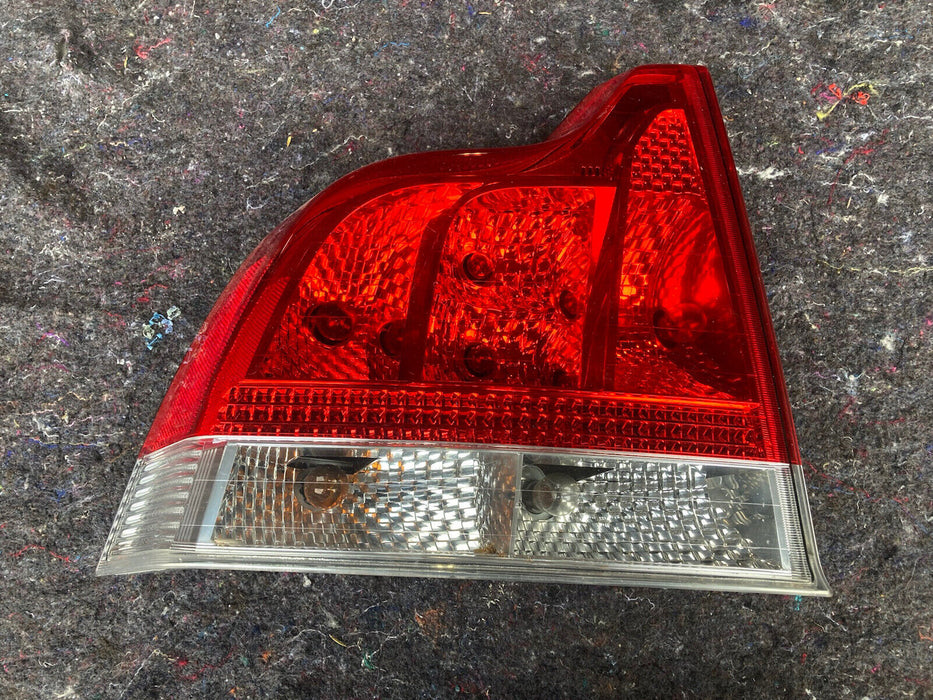 2005-2007 Volvo S60R S60 V70 R Tail Light Assembly Brake Left 161015 OEM #1209M