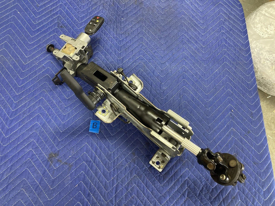 2004-2007 Volvo S60R V70R Steering Column Ignition w/ Key 8626324 OEM #2853M