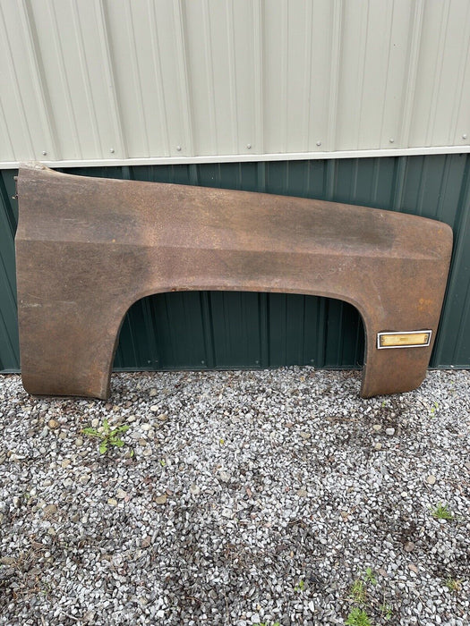 1981-1987 Chevy Chevrolet C/K Series Passenger Fender Right C10 K10 C20 K20 #98J