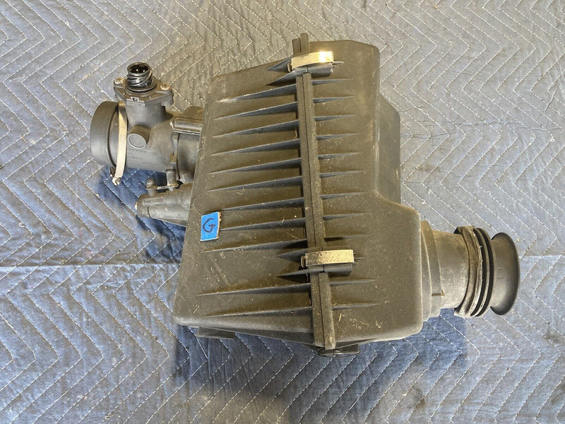 1988-1996 BMW E34 5 Series 525i 535i Air Filter Intake Box 1747155 OEM #2059M