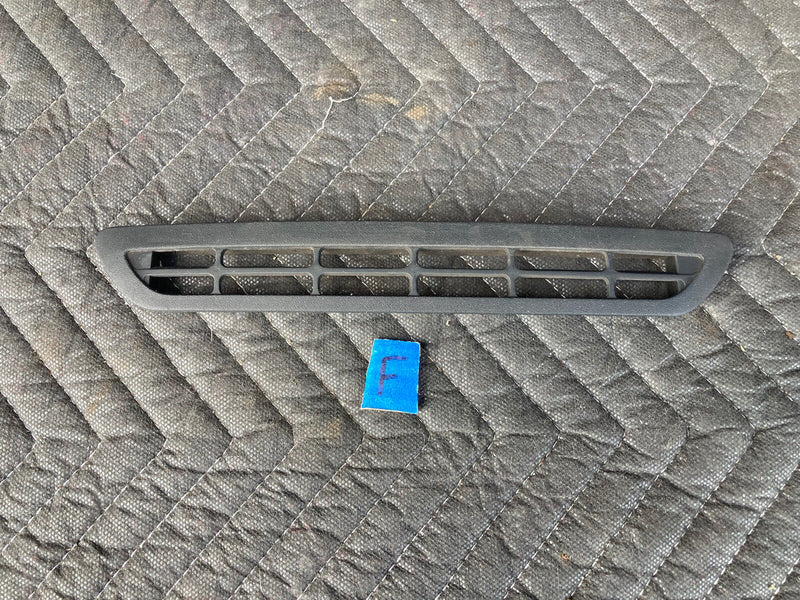 1982-1994 BMW E30 318i 325i 1884474 Sedan Rear Shelf Grille Vent Trim OEM #2139M