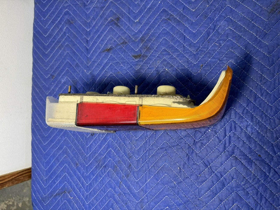 1979-1984 Volvo 240 242 244 Sedan 5 Panel Tail Light Right Rear Lamp OEM #3294E